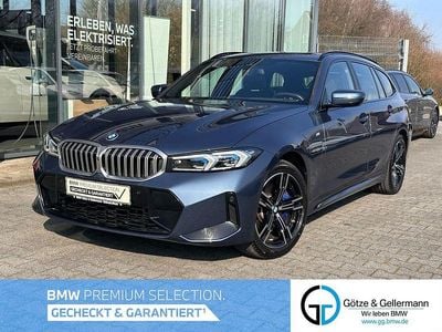 Gebraucht BMW 330e M Sport 292 PS (214 kW) 2025 Arctic race blue Kombi