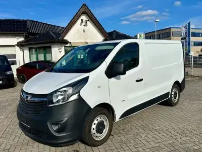 Gebraucht Opel Vivaro 146 PS (107 kW) 2017 Weiß Van / Kleinbus