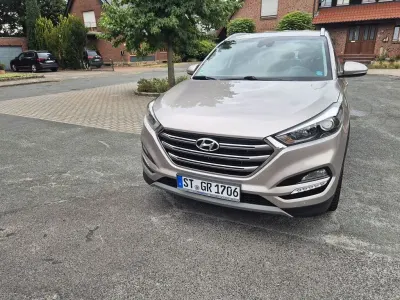 Gebraucht Hyundai Tucson 177 PS (130 kW) 2017 Beige SUV