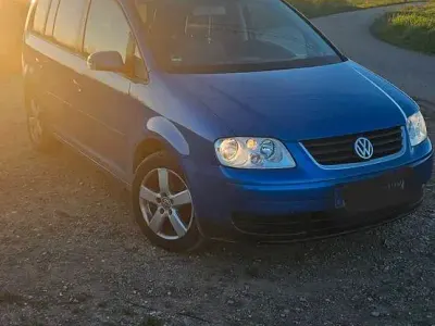 Gebraucht VW Touran Basis 116 PS (85 kW) 2004 Blau Van / Kleinbus