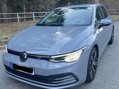 Gebraucht VW Golf VII Style 150 PS (110 kW) 2020 Grau Limousine