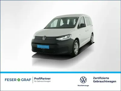Gebraucht VW Caddy Basis 122 PS (89 kW) 2023 Candyweiß Van / Kleinbus