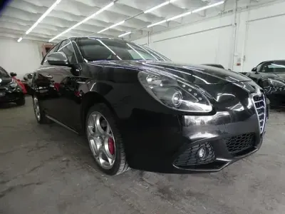 Brugt Alfa Romeo Giulietta Quadrifoglio Verde 170 HK (125 kW) 2012 Sort Hatchback
