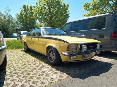 Gelb Gebraucht 1978 Opel Commodore GSe Coupé | 22.000 €