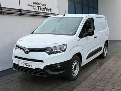 Gebraucht Toyota Proace City City 100 kW (136 PS) 2023 Ice white Van / Kleinbus