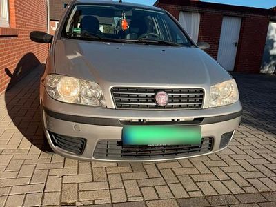 Gebraucht Fiat Punto 75 PS (55 kW) 2006 Silber Kleinwagen