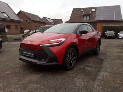 Neu Toyota C-HR 197 PS (144 kW) 2025 Rot SUV