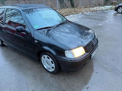 Gebraucht VW Polo 64 PS (47 kW) 2001 Schwarz Coupé