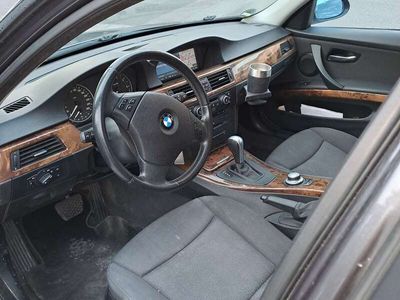 gebraucht BMW 318 318 i Touring Aut.