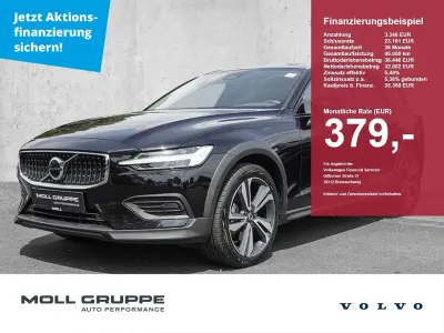 Gebraucht Volvo V60 CC Plus 197 PS (144 kW) 2024 Schwarz Kombi