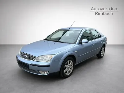 Używany Ford Mondeo Trend 110 KM (80 kW) 2006 Niebieski Sedan/Limuzyna