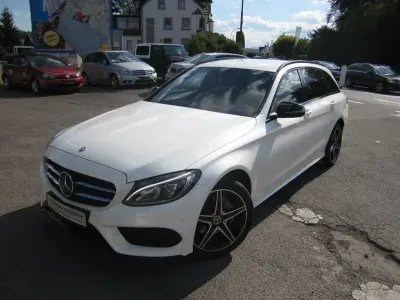 Gebraucht Mercedes C200 AMG 184 PS (135 kW) 2017 Diamantweiss Kombi