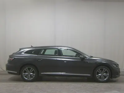 Gebraucht VW Arteon R-line 200 PS (147 kW) 2023 Mangangrau metallic Kombi