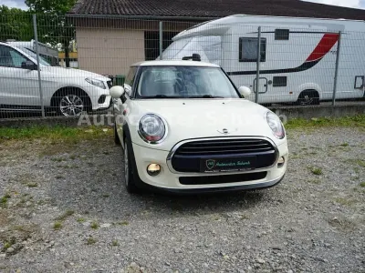 Gebraucht Mini Cooper Pepper 136 PS (100 kW) 2015 Weiß Kleinwagen