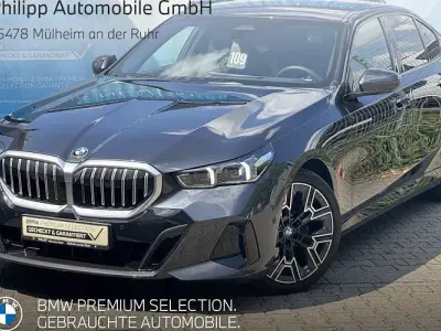 Gebraucht BMW 520 Comfort Edition 197 PS (144 kW) 2025 Silber Limousine