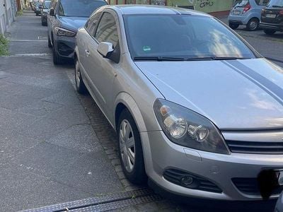 Opel Astra GTC