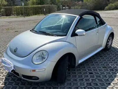 Gebraucht VW New Beetle 75 PS (55 kW) 2007 Silber Kleinwagen