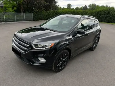Gebraucht Ford Kuga ST-Line 179 PS (131 kW) 2017 Schwarz SUV