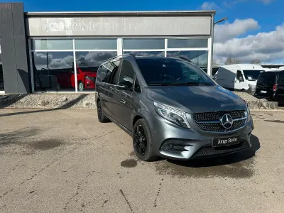 Gebraucht Mercedes V300 AMG 237 PS (174 kW) 2021 Grau Van / Kleinbus