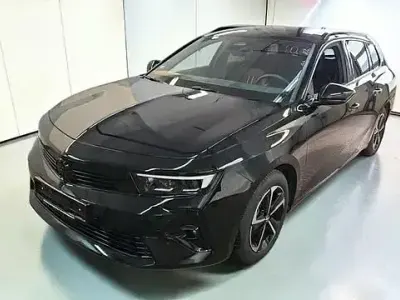 Gebraucht Opel Astra 131 PS (96 kW) 2025 Schwarz Kleinwagen
