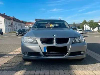 Gebraucht BMW 320 150 PS (110 kW) 2005 Andere farben Limousine
