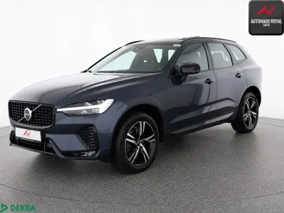 Gebraucht Volvo XC60 Plus 197 PS (144 kW) 2022 Denim blue SUV