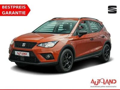 Begagnad Seat Arona Reference 115 HK (84 kW) 2020 Orange SUV