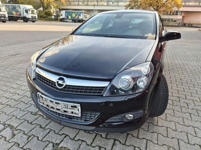 Opel Astra GTC