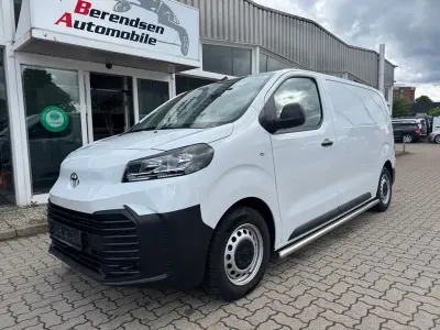Gebraucht Toyota Proace 144 PS (105 kW) 2025 Weiß Van / Kleinbus