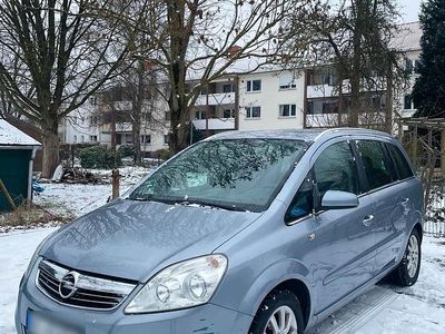 Blau Gebraucht 2008 Opel Zafira Van / Kleinbus | 2.450 € (Fairer Preis)