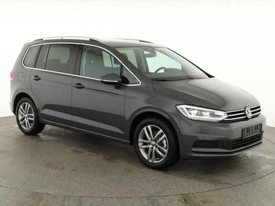 Silber Neu 2025 VW Touran Van / Kleinbus | 39.620 €