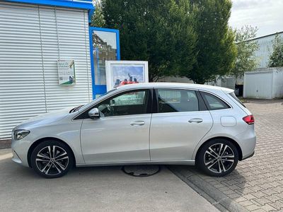 Mercedes B200