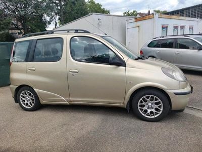 Toyota Yaris Verso