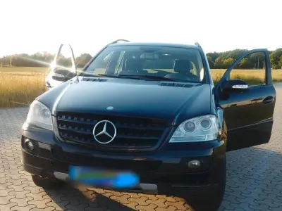 Gebraucht Mercedes ML320 224 PS (164 kW) 2007 SUV