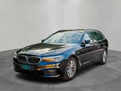 Gebraucht BMW 520 Sport Line 190 PS (139 kW) 2019 Schwarz (schwarz ii) Kombi