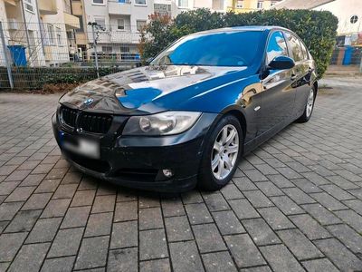 Gebraucht BMW 320 150 PS (110 kW) 2006 Schwarz Limousine