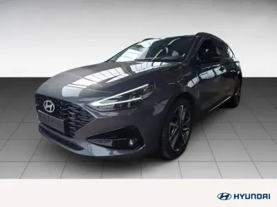 Gebraucht Hyundai i30 Advantage 101 PS (74 kW) 2025 Ecotronic grey / mic Kombi