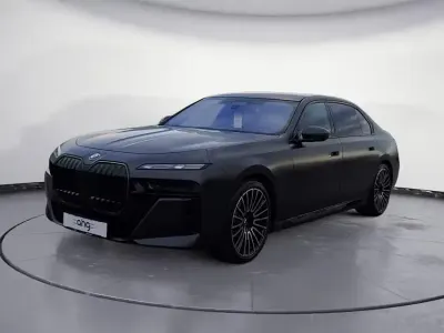 Nuova BMW 740 M Sport 299 CV (219 kW) 2026 Grigio Berlina