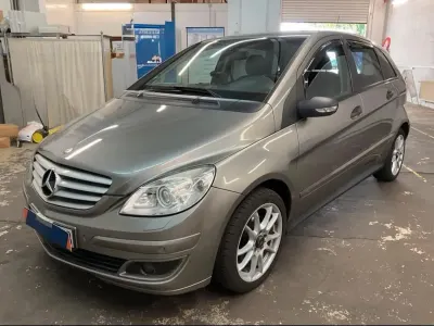 Gebraucht Mercedes B200 135 PS (99 kW) 2006 Grau Van / Kleinbus