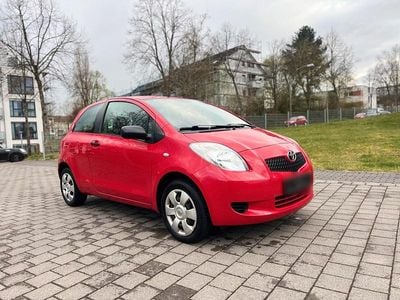 Gebraucht Toyota Yaris 69 PS (50 kW) 2008 Rot Kleinwagen