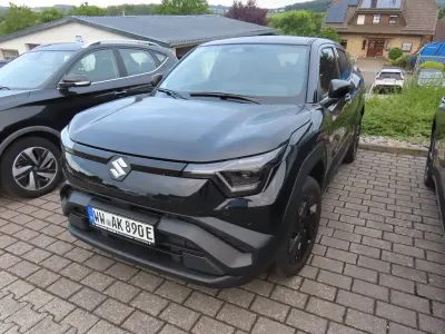 Gebraucht Suzuki e-Vitara Comfort 135 kW (184 PS) 2026 Schwarz SUV