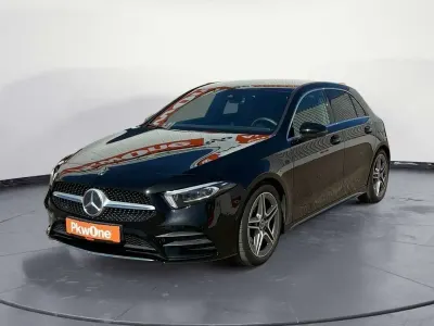 Gebraucht Mercedes A200 AMG line 163 PS (119 kW) 2020 Schwarz Limousine