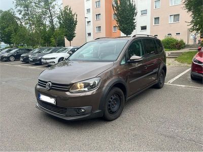 VW Touran Cross