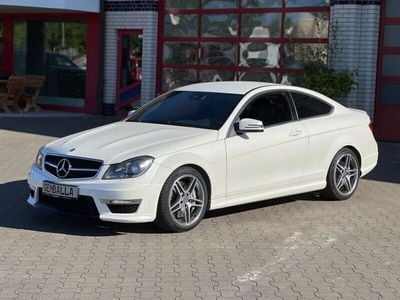 Mercedes C63 AMG