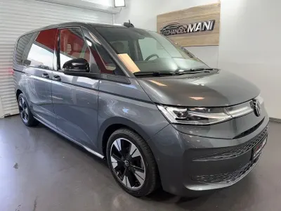 Gebraucht VW Multivan Life 150 PS (110 kW) 2024 Grau Van / Kleinbus
