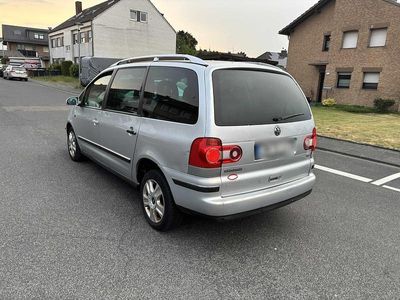 VW Sharan