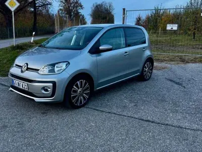 Używany VW up! 60 KM (44 kW) 2020 Szary Hatchback