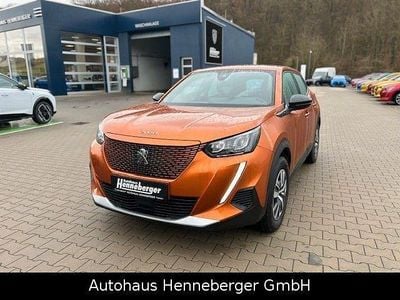 Orange Gebraucht 2023 Peugeot e-2008 Active SUV | 18.990 € (Guter Preis)