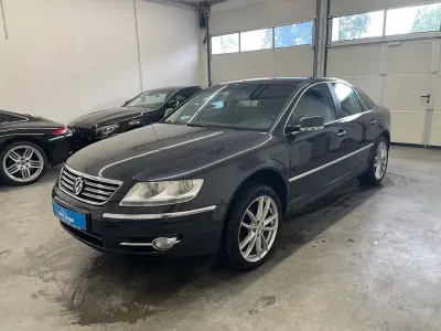 Usata VW Phaeton 239 CV (175 kW) 2009 Grigio Berlina