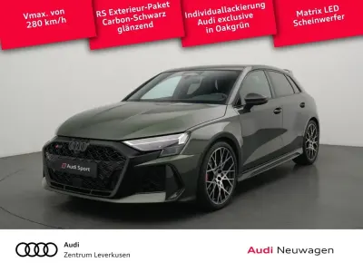 Neu Audi RS3 Sportback Sport 400 PS (294 kW) 2026 Oakgrün Kleinwagen